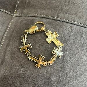 Fashion Jewelry Gold Cross Charm Bracelet